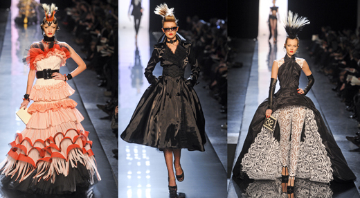 Показ женской одежды Gaultier