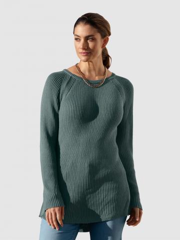 Вязаный пуловер