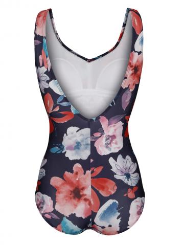 Слитный купальник