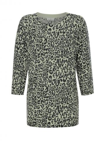 Вязаный пуловер