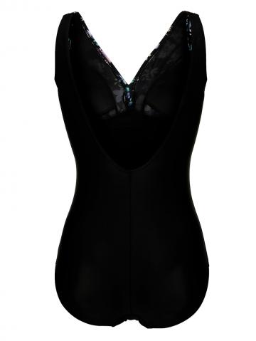 Слитный купальник