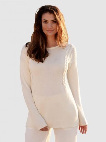 Вязаный пуловер