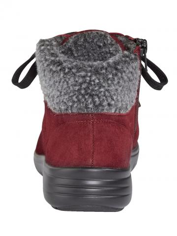 Сапожки на шнуровке