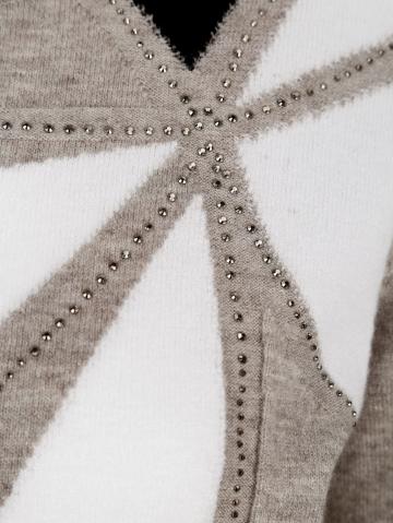 Вязаный пуловер