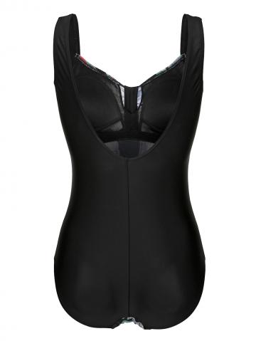 Слитный купальник