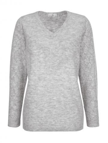 Вязаный пуловер