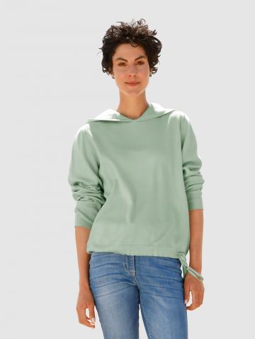 Вязаный пуловер