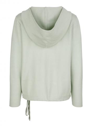 Вязаный пуловер