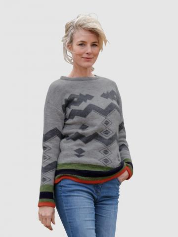 Вязаный пуловер