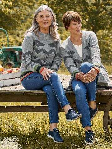 Вязаный пуловер