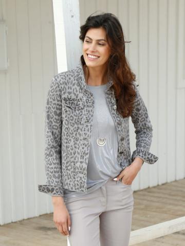 Джинсовая куртка