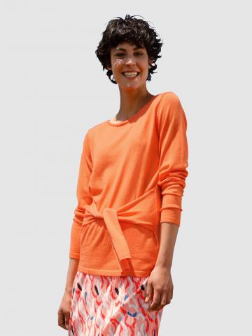 Вязаный пуловер