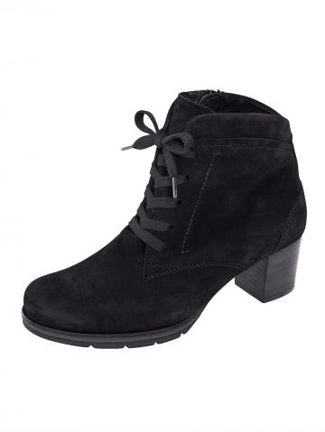 Сапожки на шнуровке