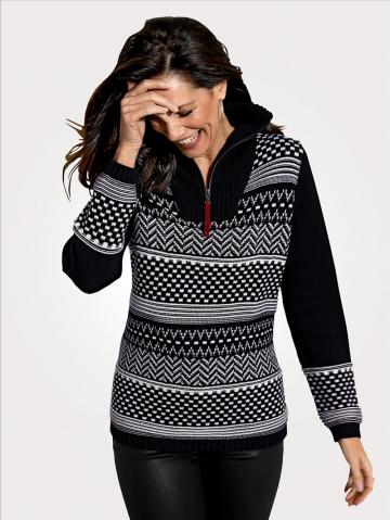 Вязаный пуловер