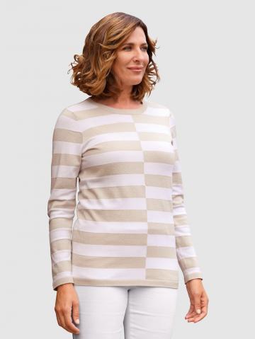 Вязаный пуловер