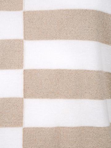 Вязаный пуловер