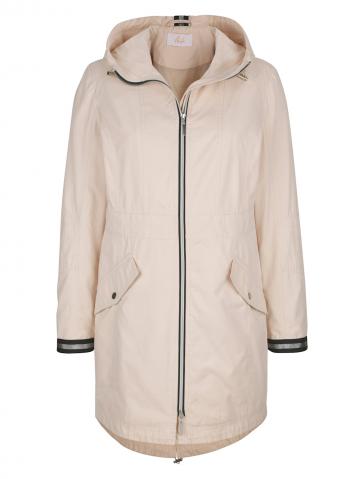 Короткое пальто