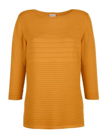 Вязаный пуловер