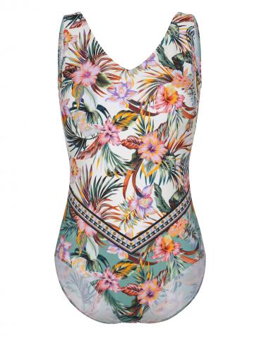 Слитный купальник