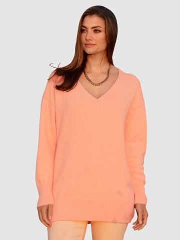 Вязаный пуловер