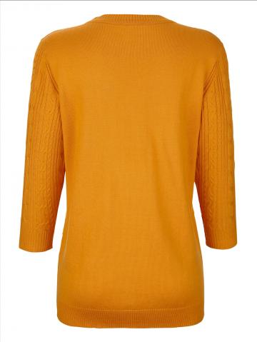 Вязаный пуловер