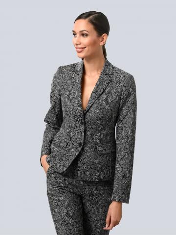 Короткий пиджак