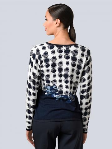 Вязаная кофта