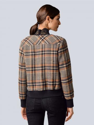 Короткий пиджак