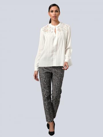 Блузка с длинным рукавом