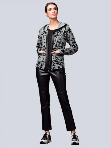 Короткий пиджак