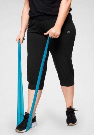 Спортивные шорты