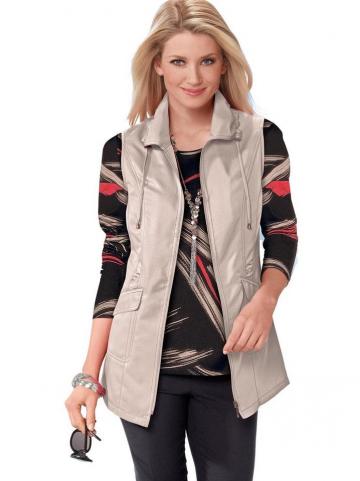 Длинный жилет