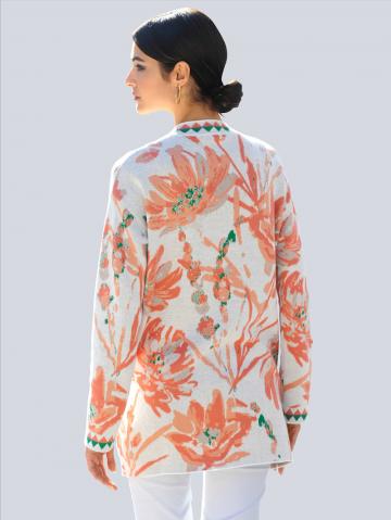 Вязаная кофта