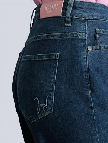 Короткие джинсы