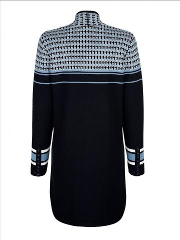 Длинная вязаная кофта