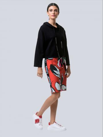 Короткая юбка