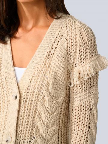 Вязаная кофта