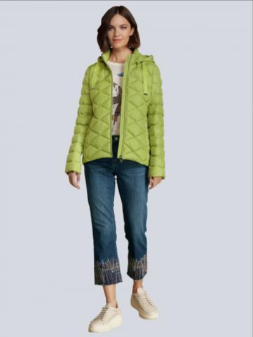 Короткие джинсы