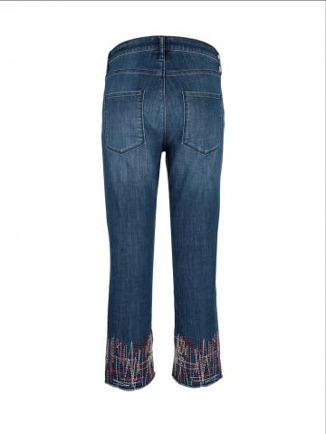 Короткие джинсы