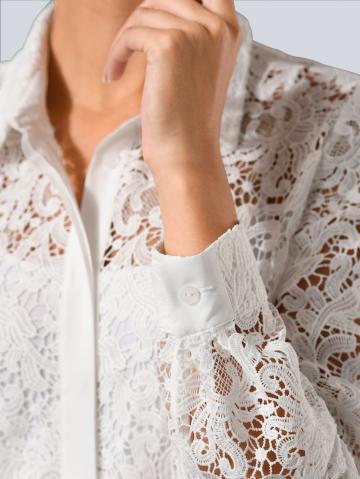 Блузка с длинным рукавом