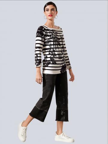 Короткие джинсы