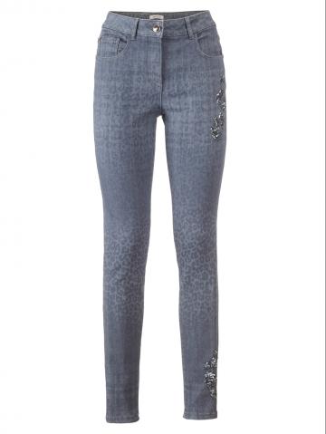 Прямые джинсы