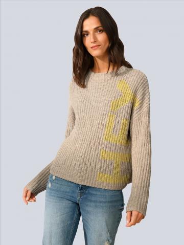 Пуловер с круглым вырезом