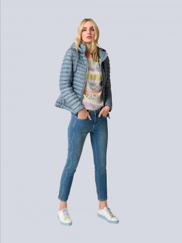 Короткие джинсы