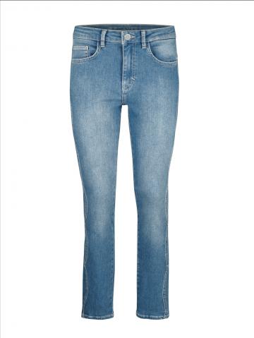 Короткие джинсы