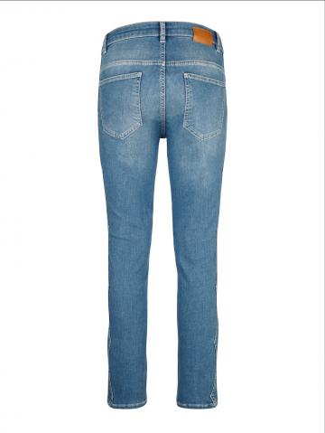 Короткие джинсы