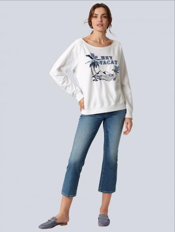 Короткие джинсы