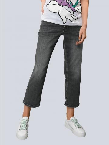 Короткие джинсы