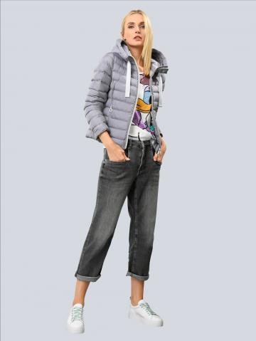 Короткие джинсы