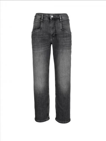 Короткие джинсы